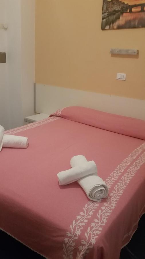 Hotel Manolita Rimini Buitenkant foto